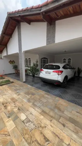 Casa a venda no Parque das Américas em Varginha mg