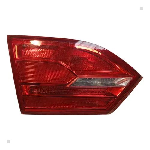 Lanterna Esquerda Tampa Traseira Jetta Tsi 2012 2013 2014 