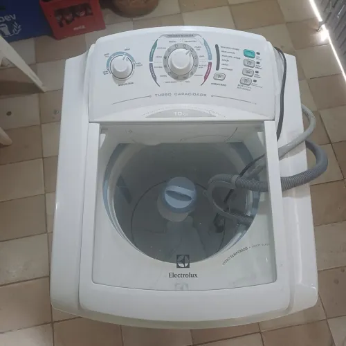 Máquina de lavar roupa 10 kg Electrolux