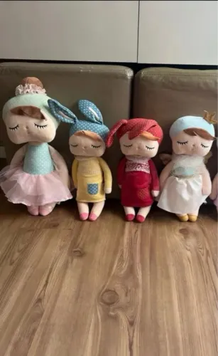 Boneca Metoo Original - Super Fofa e Macia! 