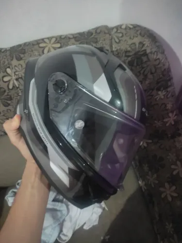 Capacete Gptech estão novos zeros