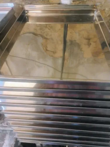 Tabuleiro para pastel , salgados e massas 