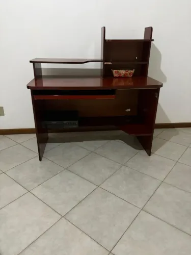 Mesa para escritório.