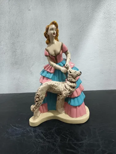 Linda Escultura* Anos 50* de 25cm Pintura Artesanal a Mão Vintage 