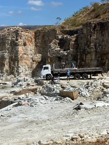 Pedra Atacama, pedras de Pirenópolis
