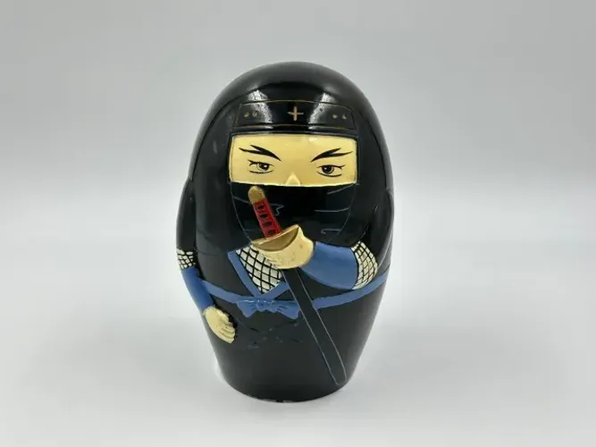 Cofre Porta Moedas e Dinheiro Ninja para Decoração - Preto