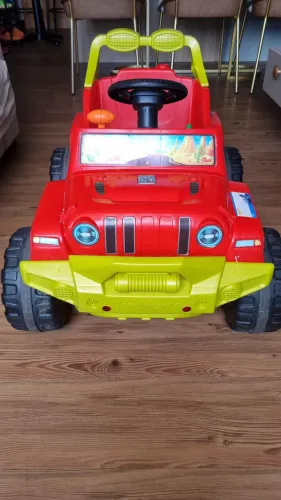 Carro infantil com pedal bandeirante banjipe com buzina