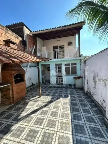 Casa com 4 quartos à venda, 200 m² por R$ 330.000 - Engenhoca - Niterói/RJ