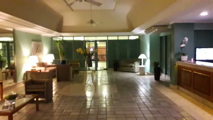 Alugo Flat 02 quartos com 01 vaga e serviços inclusos Flamengo