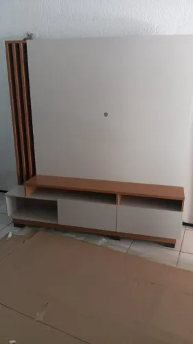 "Design Contemporâneo e Funcionalidade: Estante Home Humaitá Colibri para TV até 65? com 2