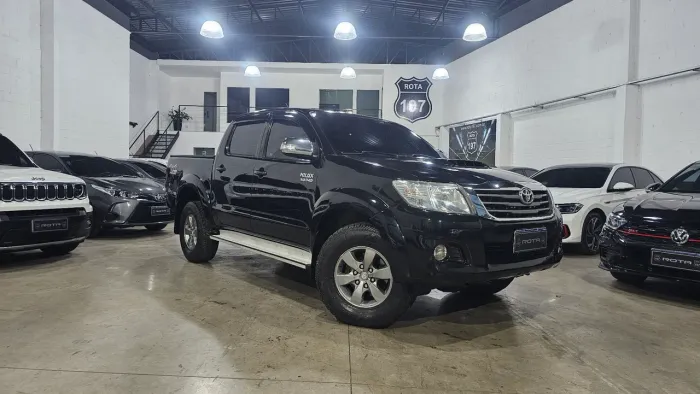 Toyota Hilux CD SRV D4-d 4X4 3.0 TDI Diesel AUT 2012