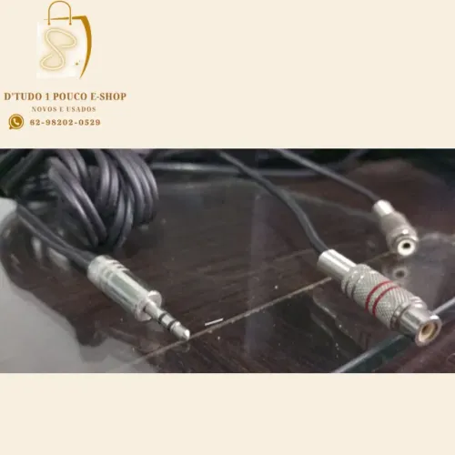 cabo Philips estéreo de 2x 0,20 mm² com 1,80m P2 (3,5 mm) Macho e dois RCA Fêmea