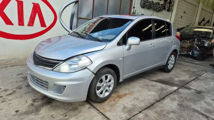 Sucata Nissan tiida 2010 1.8 automática 