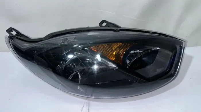 Farol direito fiesta rocam 2011/2014 importado novo 