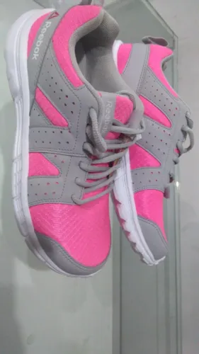 Tênis Rebook feminino numero 36 valor 100,00