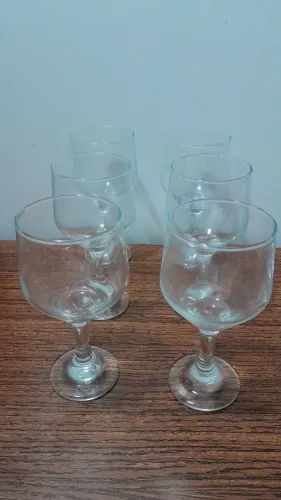 Taças de vidro