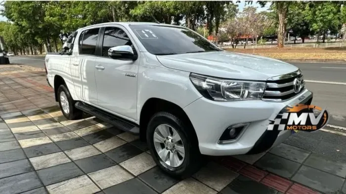Toyota Hilux CD SRV 4X2 2.7 Flex 16V Aut. 2017