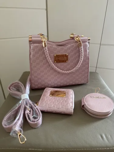 Bolsa em Couro Bebe - Rosa Claro com Acessórios - EUA
