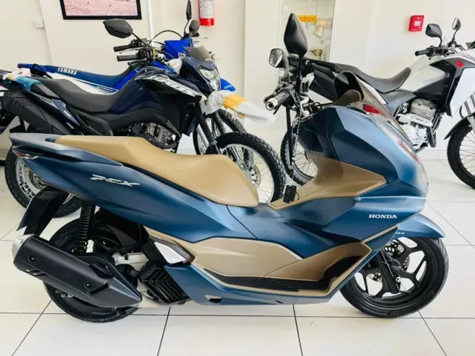 PCX 160 Deluxe