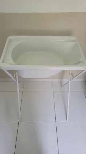 Banheira de bebê, 34 litros, bem conservada