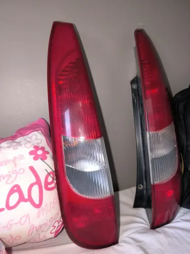 Lanternas traseiras Ford cristal