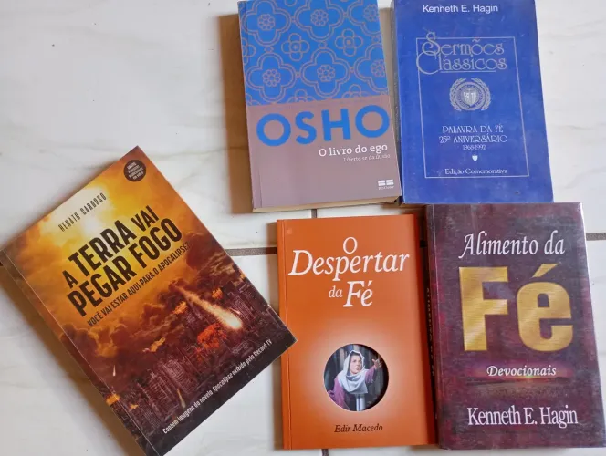 Bests Sellers diversos de desenvolvimento pessoal e cristãos a partir de 15.