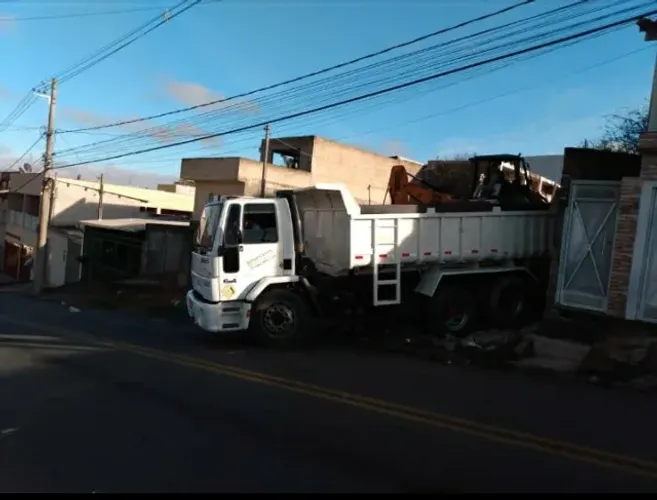 Locação de Caminhão Caçamba com Operador e Diesil