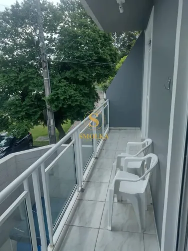 Casa à venda com 3 dormitórios, 2 banheiros e 2 vagas de garagem, no Bairro Abraão, Floria