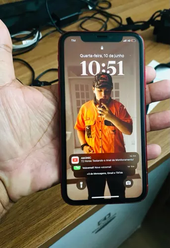 Celular IPhone XR 128 g saúde da bateria 100%