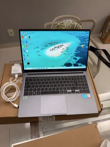 Notebook Samsung Galaxy Book 4 i5 16GB Novíssimo! LEIA TUDO!