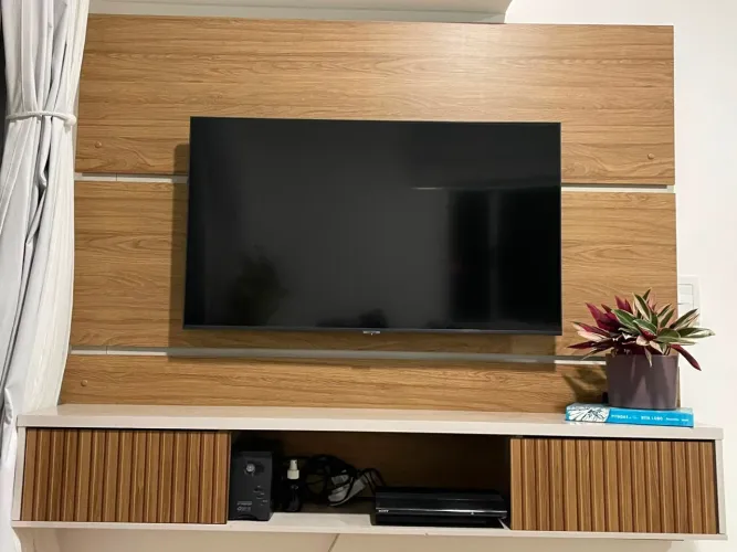 Rack e painel de TV