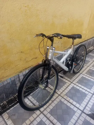 Bicicleta aro 26