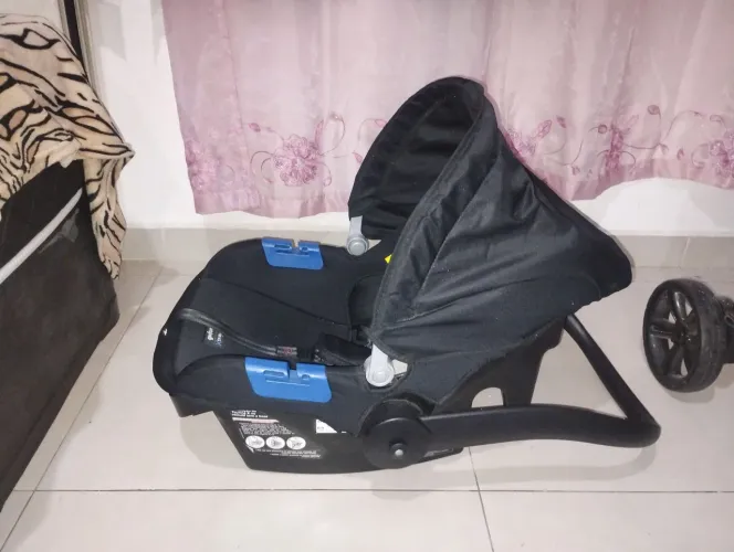 Bebê conforto Burigotto 