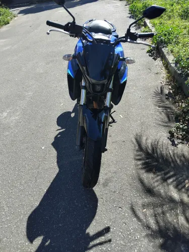 Moto com baixo km aceito troca por carro