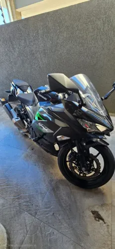 Kawasaki ninja 400