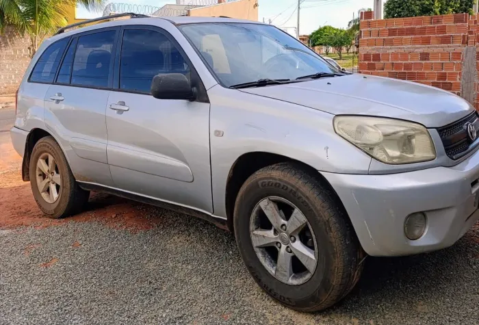 Toyota RAV4 2.0 4X4 16V Aut. 2005