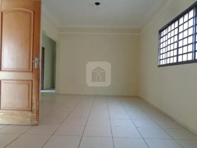 Casa Para Venda B. Jardim Botânico Em Uberlândia.