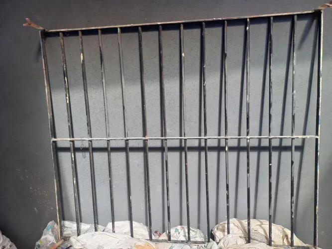 Grade proteção ferro para janela