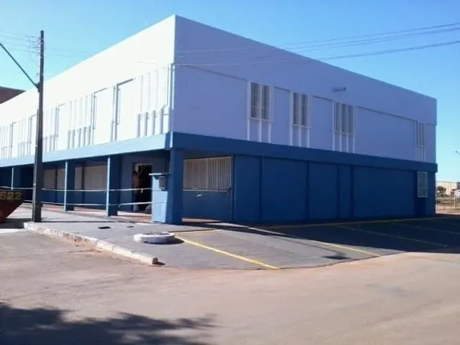 PRÉDIO COMERCIAL 1.500m² + ESTACIONAMENTO 50 CARROS - SAMAMBAIA SUL