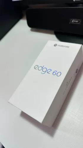 Celular Motorola Edge 60 novo