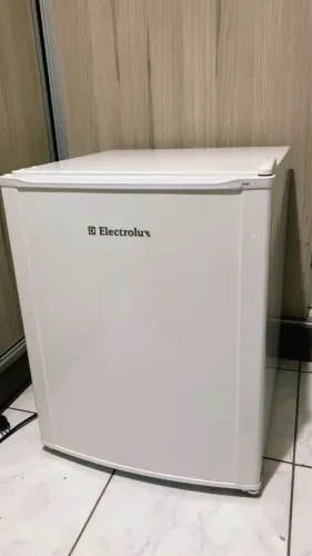 Frigobar electrolux