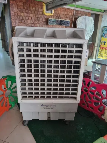 Vendo climatizador industrial semi novo . 