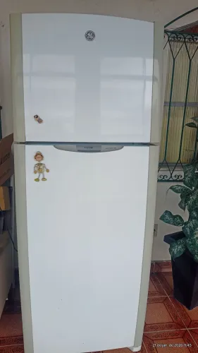 Geladeira Duplex Frost Free 410 lts