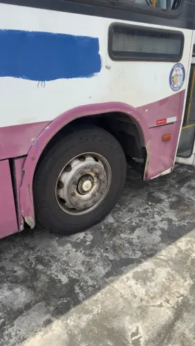 Ônibus motor Mercedes carroceria Caio 2013/14