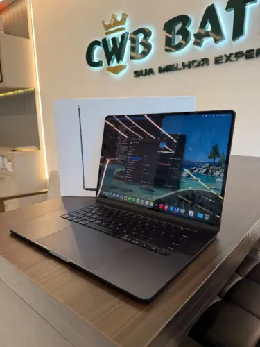 MacBook Air M3 15 8GB 256GB 46 Ciclos 97% - Loja Fisica