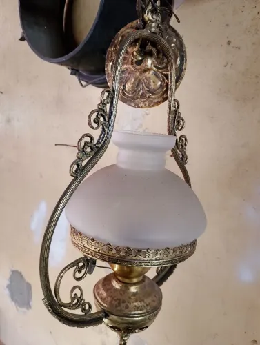 Bonito par de lustres antigos