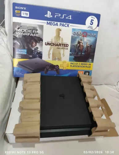 Playstation 4 slim completo com vários jogos...