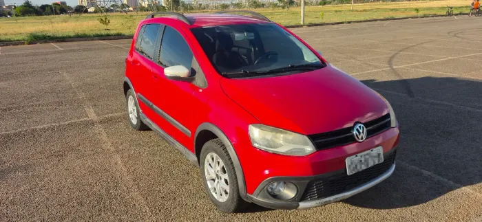 Volkswagen Crossfox 1.6 MI Total Flex 8V 5P 2014