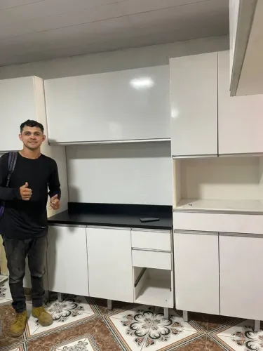 Montador de móveis guarda roupa