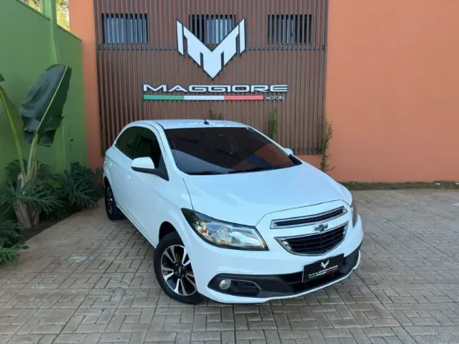 Chevrolet Onix Hatch LTZ 1.4 8V Flex Power Mec. 4P 2013